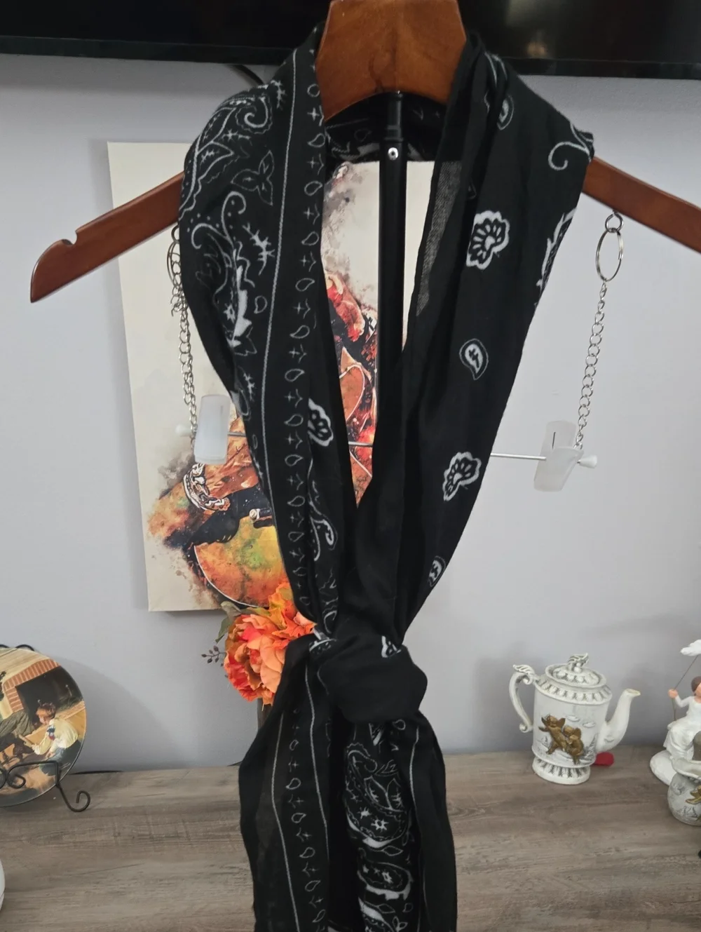 Black Paisley Lightweight Women's Scarf